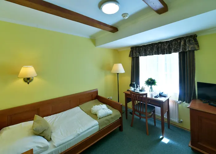 Libverda - Lesni Zatisi 招待所 3*